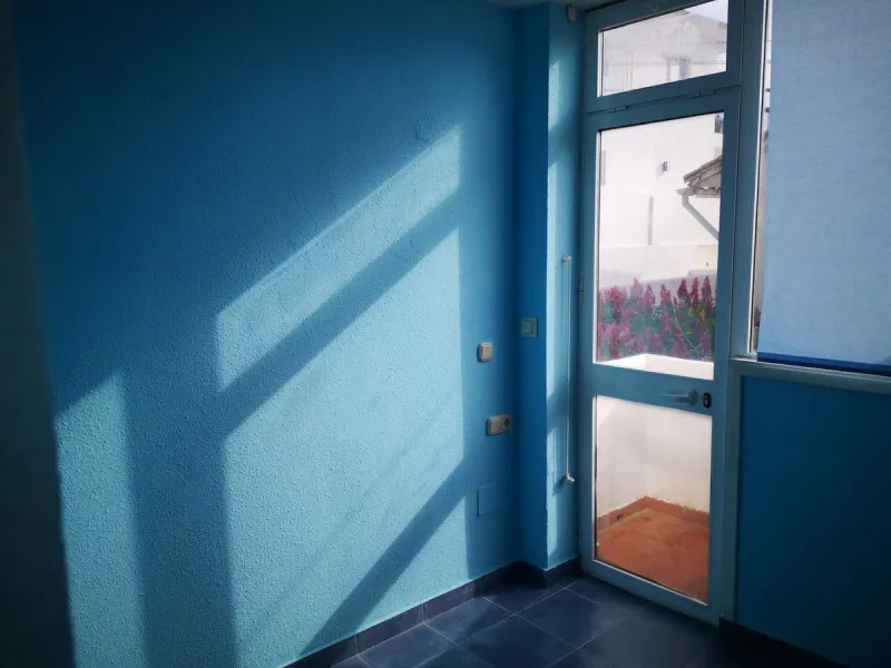 El Faro de Calaburras:  Investment Opportunity.  This is spacious traditional style two floor detached villa which has been cleverly divided into three separate properties, each with its own entrance.  On the upper entry level, there is a two bedroom/two 