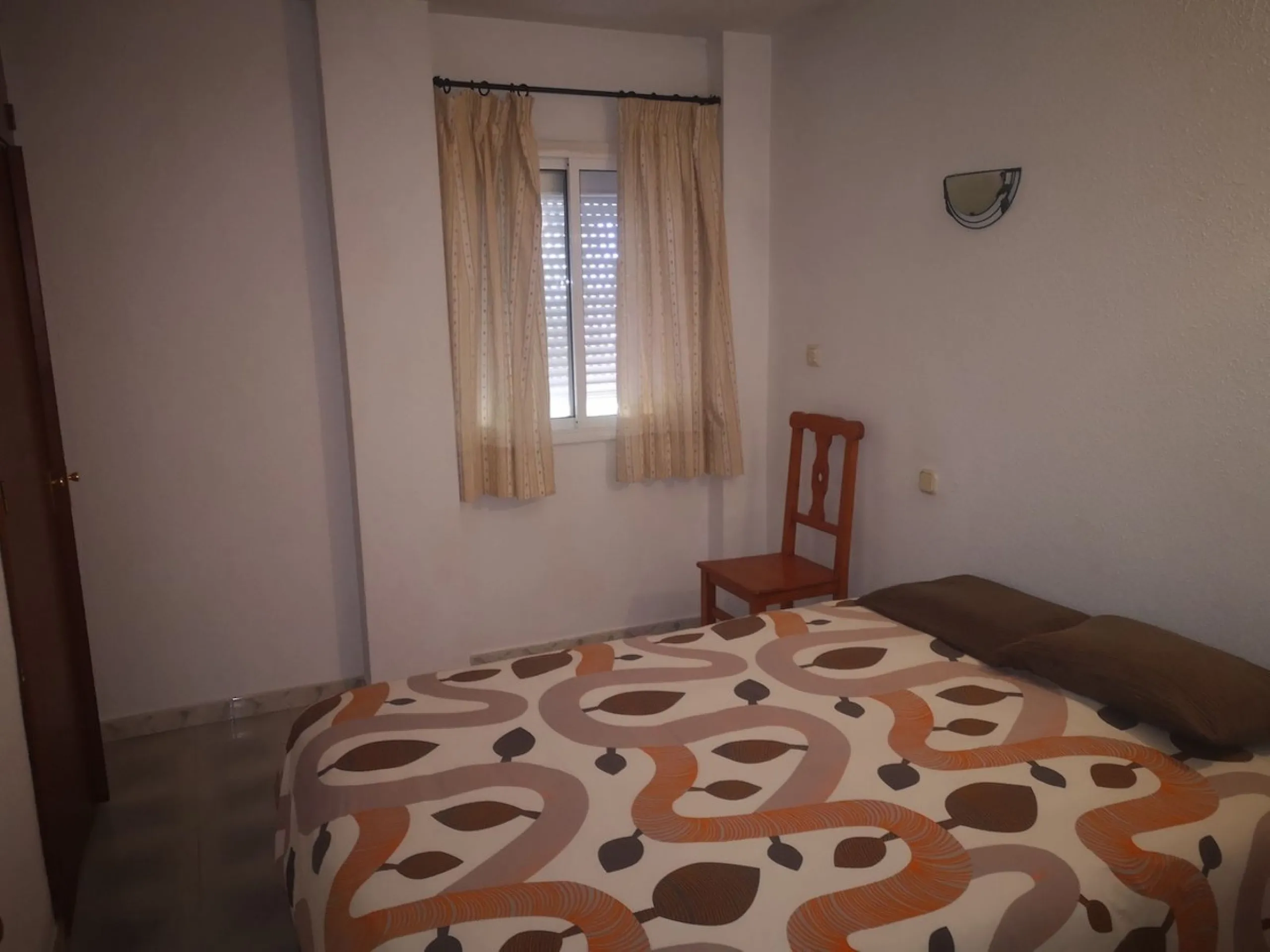 El Faro de Calaburras:  Investment Opportunity.  This is spacious traditional style two floor detached villa which has been cleverly divided into three separate properties, each with its own entrance.  On the upper entry level, there is a two bedroom/two 