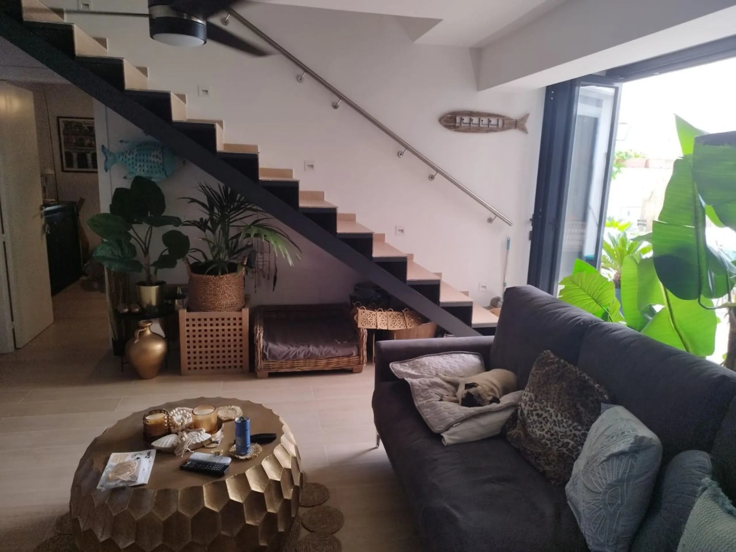 House - Semi-Detached House в продаже в Estepona, Málaga. В доме 3 спален и 4 ванных комнат. Площадь дома 150 м². Площадь участка 50 м²