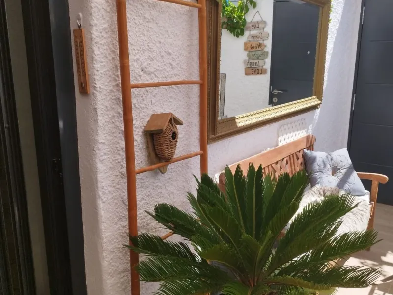 House - Semi-Detached House в продаже в Estepona, Málaga. В доме 3 спален и 4 ванных комнат. Площадь дома 150 м². Площадь участка 50 м²