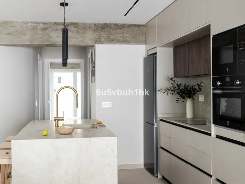 House - Townhouse в продаже в Málaga, Málaga. В доме 3 спален и 2 ванных комнат. Площадь дома 219 м²