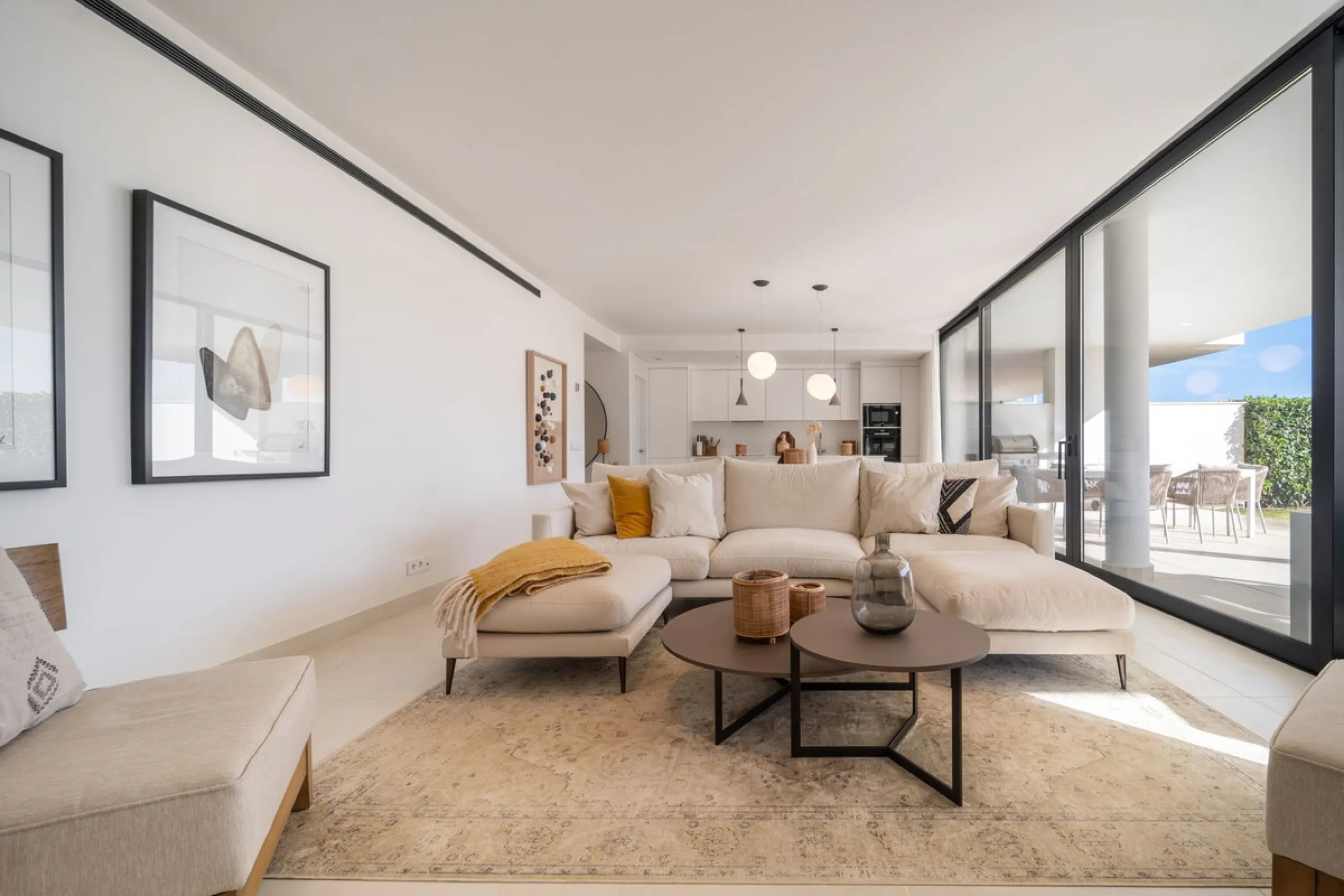 Stunning west facing corner garden apartment, with 3 bedrooms, and 2 bathrooms, spacious living-dining room, open plan kitchen fully furnished and equipped with electricial appliances from Bosch, including MIELE fridge/freezer, laundry area with washing m