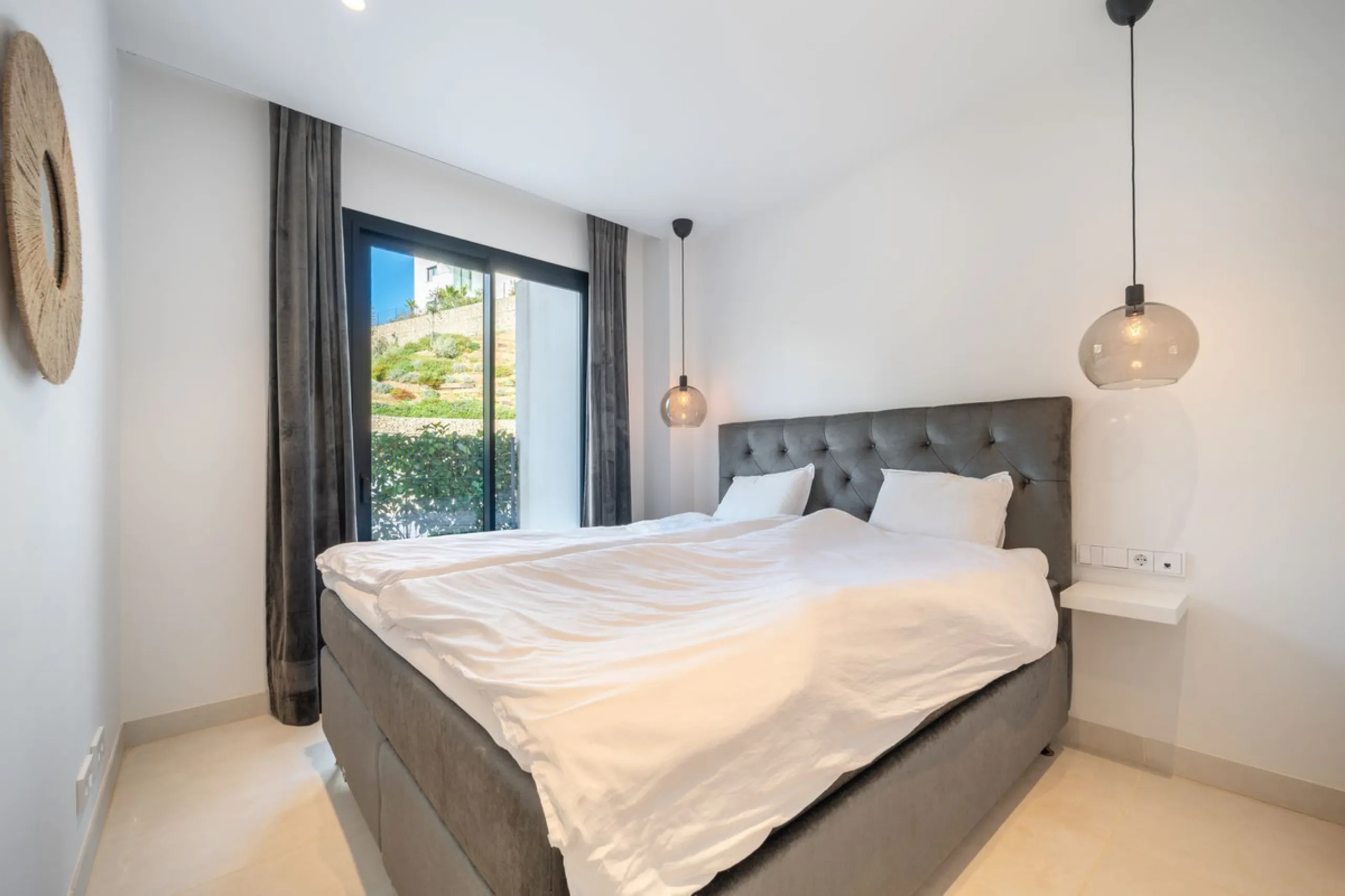 Stunning west facing corner garden apartment, with 3 bedrooms, and 2 bathrooms, spacious living-dining room, open plan kitchen fully furnished and equipped with electricial appliances from Bosch, including MIELE fridge/freezer, laundry area with washing m