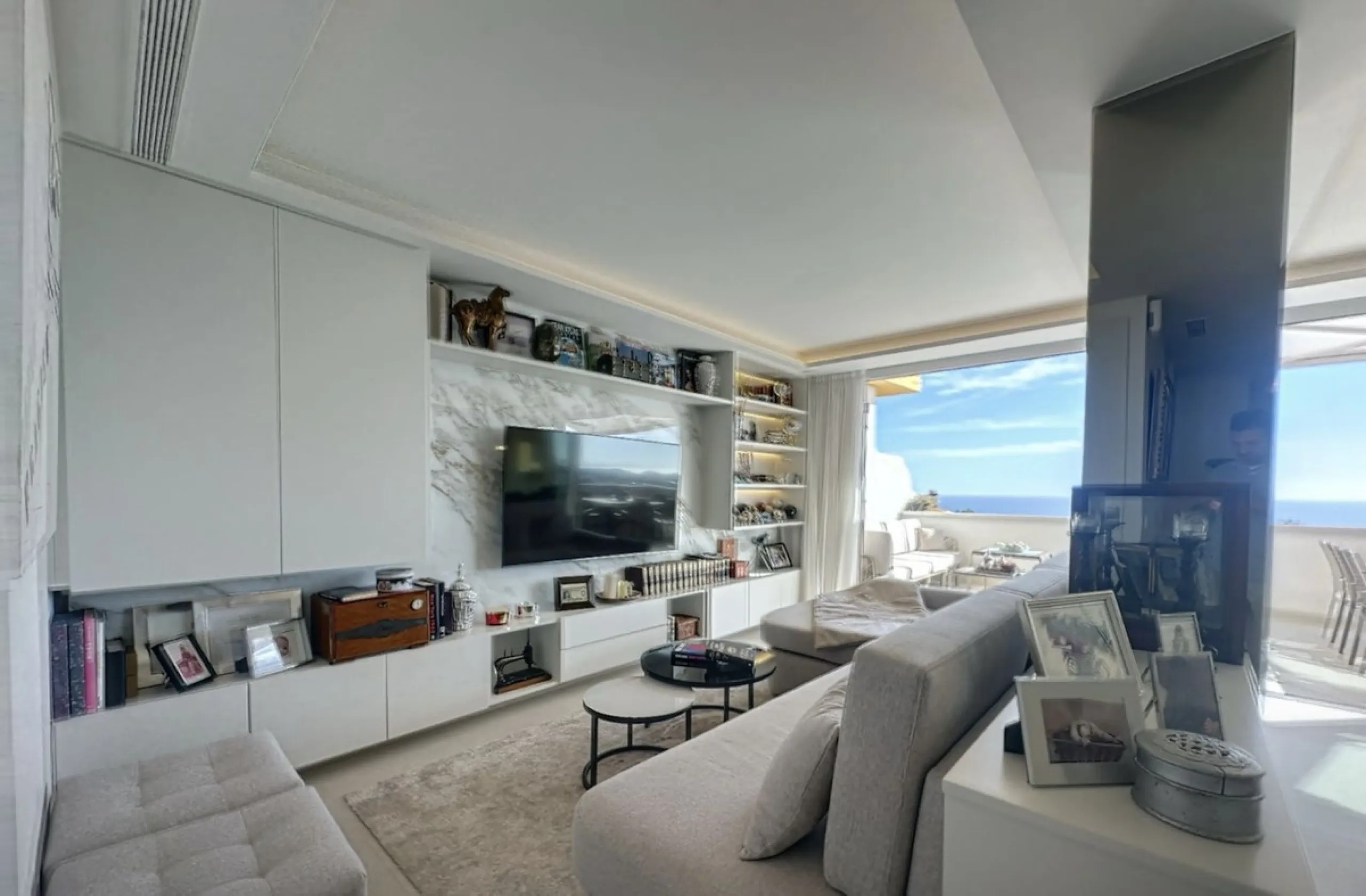 This exceptional triplex penthouse stands out as one of the most unique and meticulously designed properties in the Selwo area of Estepona. Its current owners, **renowned interior designers**, carried out a complete **bespoke, full-scale renovation**, ori