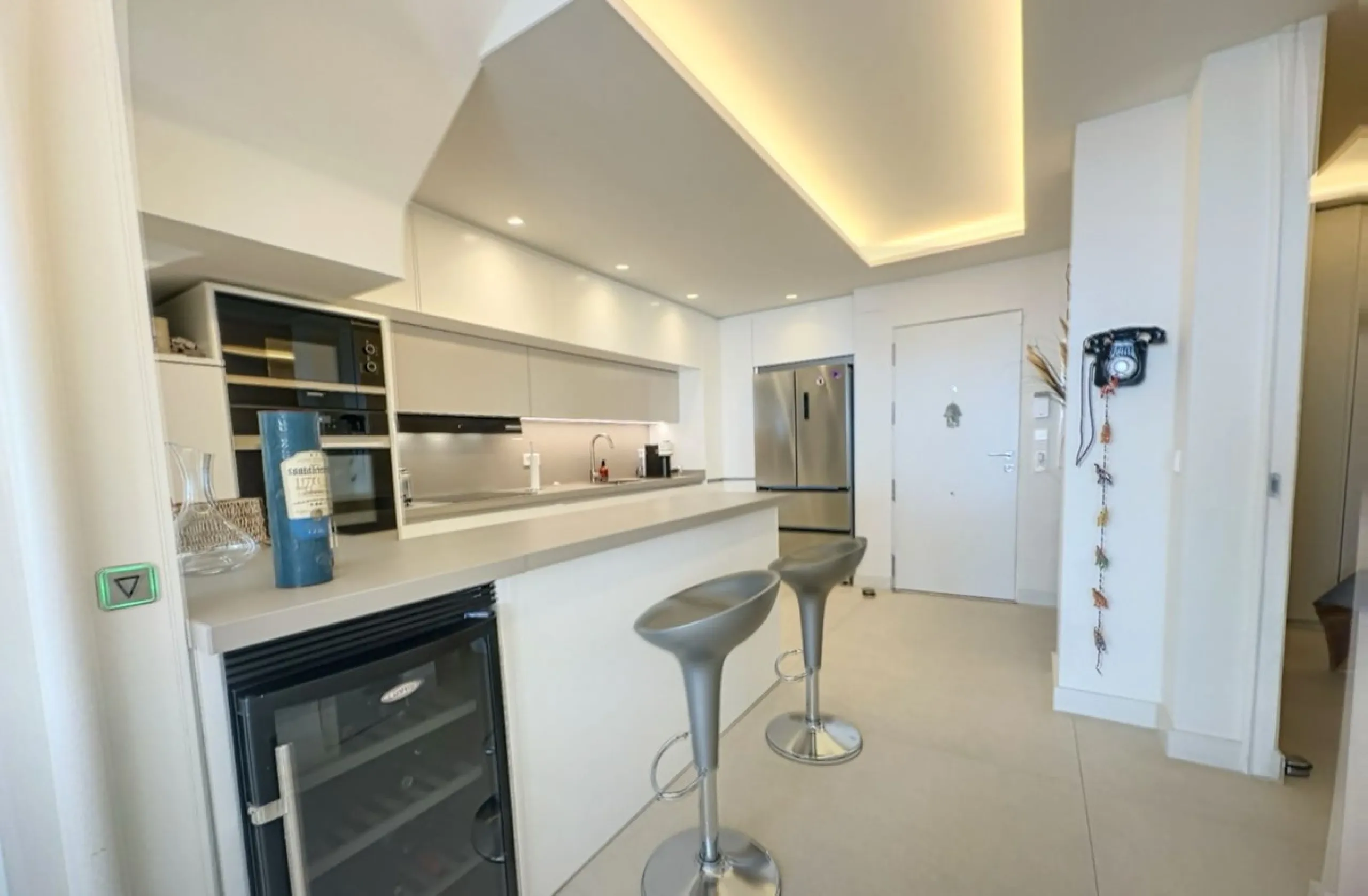 This exceptional triplex penthouse stands out as one of the most unique and meticulously designed properties in the Selwo area of Estepona. Its current owners, **renowned interior designers**, carried out a complete **bespoke, full-scale renovation**, ori
