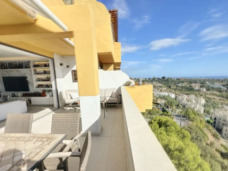 This exceptional triplex penthouse stands out as one of the most unique and meticulously designed properties in the Selwo area of Estepona. Its current owners, **renowned interior designers**, carried out a complete **bespoke, full-scale renovation**, ori