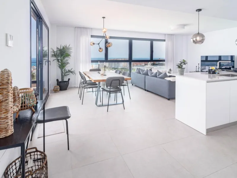 Stunning 3-Bedroom penthouse in Las mesas, estepona – Panoramic Views & Resort-Style Living