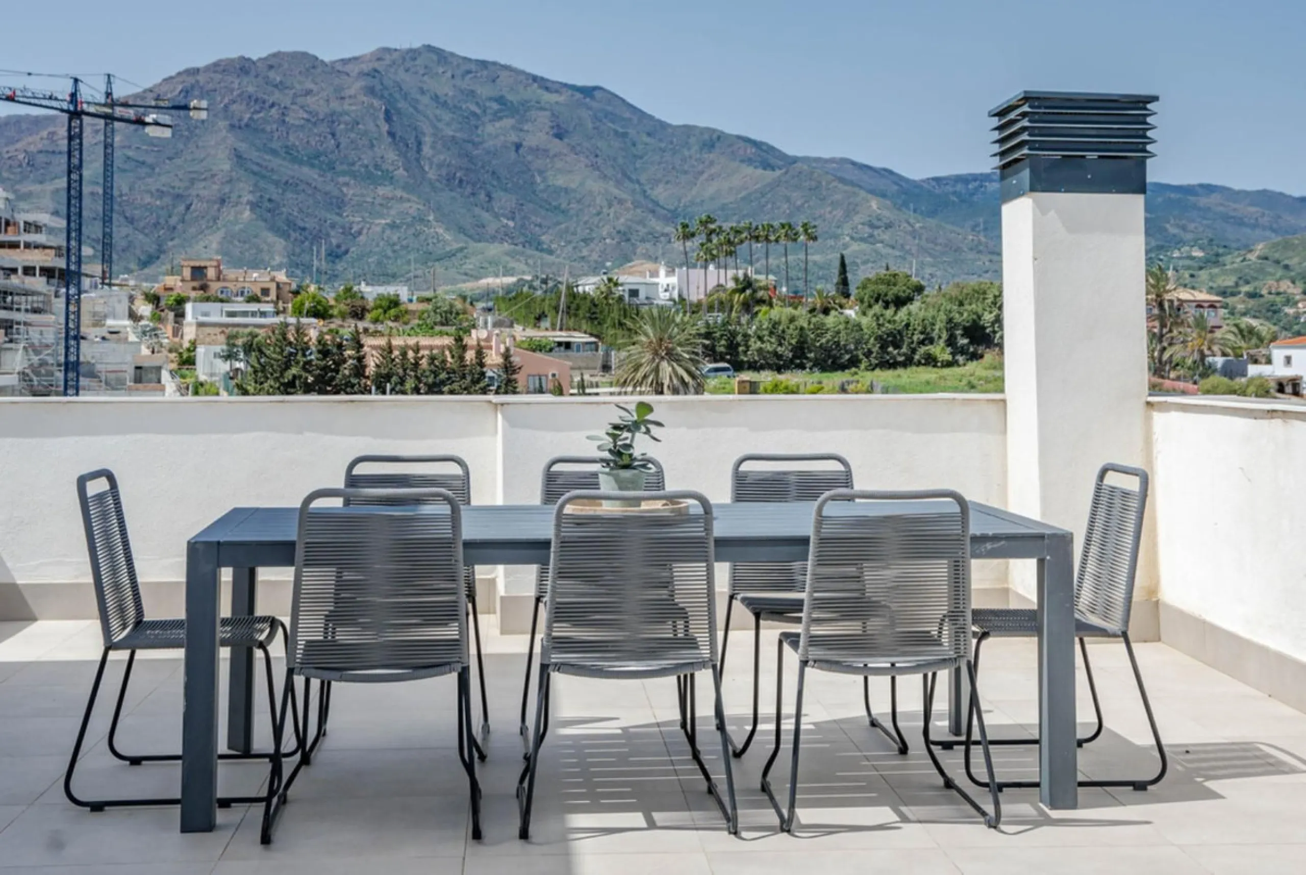 Stunning 3-Bedroom penthouse in Las mesas, estepona – Panoramic Views & Resort-Style Living