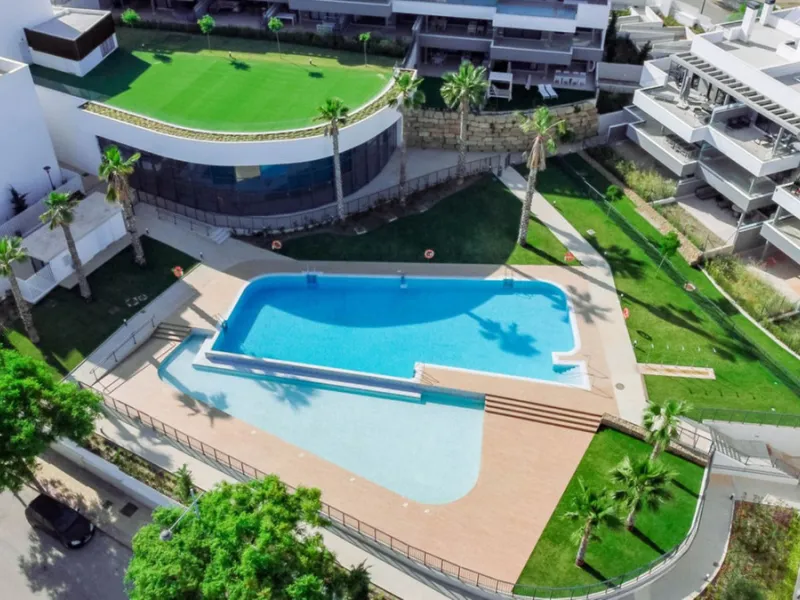 Stunning 3-Bedroom penthouse in Las mesas, estepona – Panoramic Views & Resort-Style Living