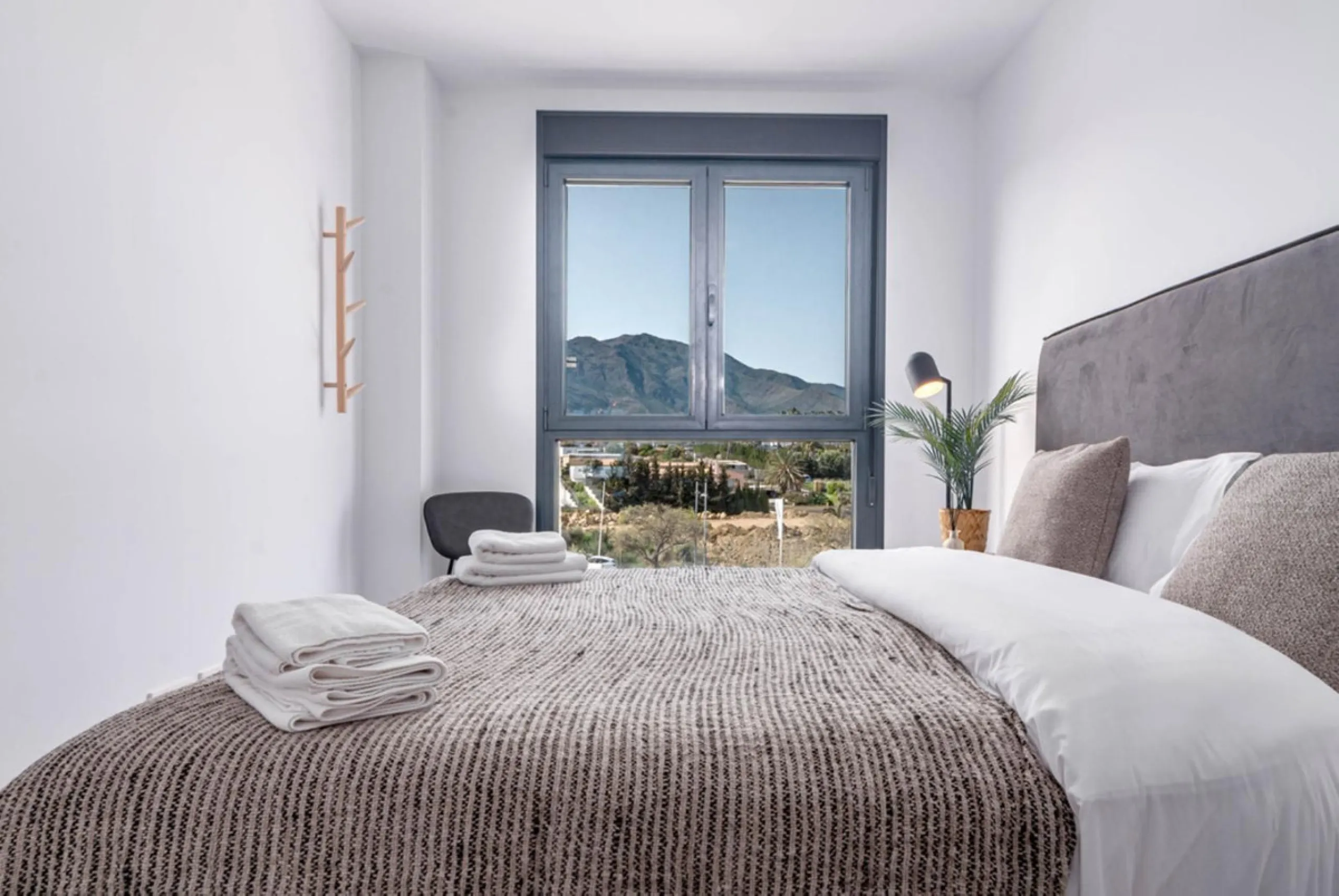 Stunning 3-Bedroom penthouse in Las mesas, estepona – Panoramic Views & Resort-Style Living