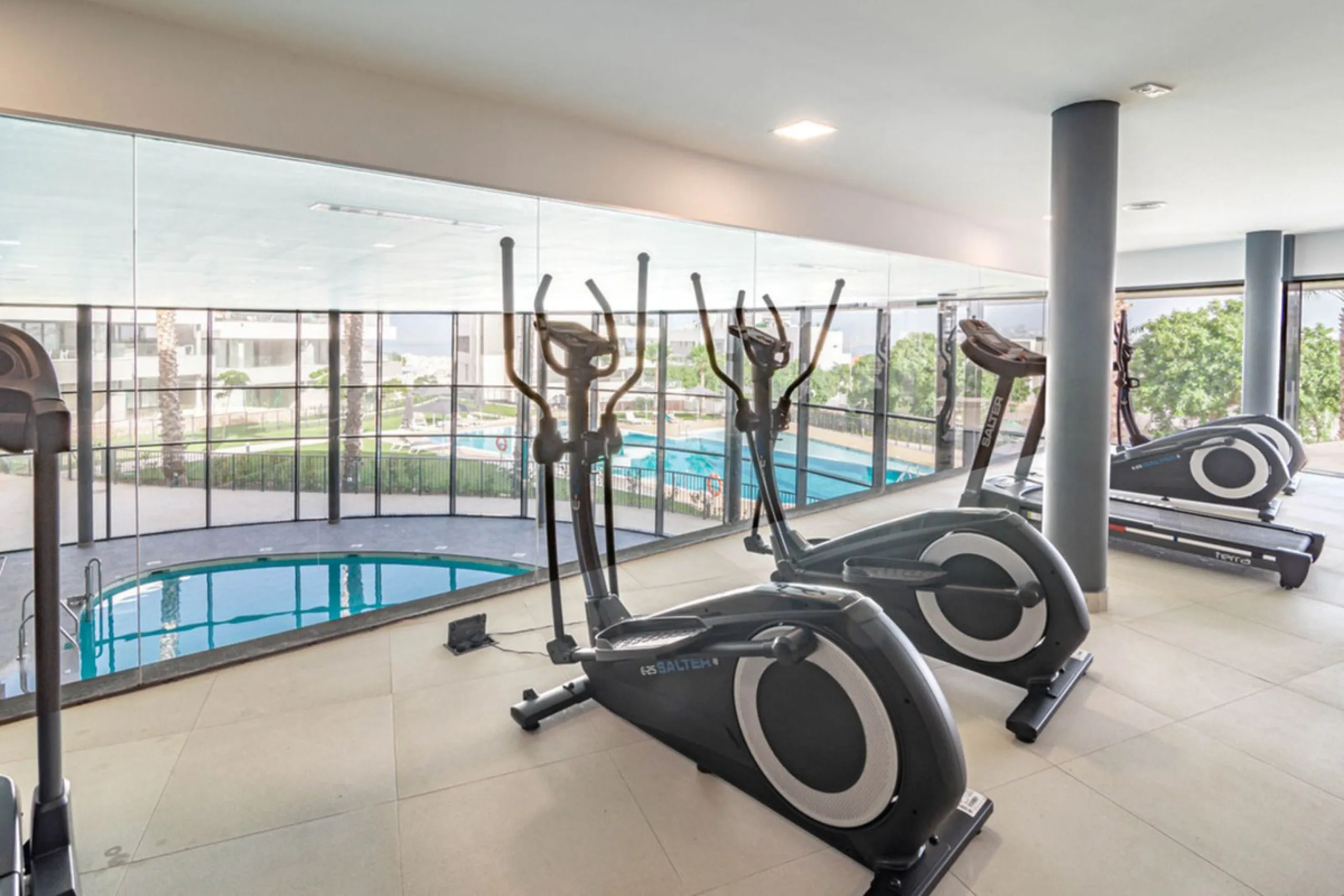 Stunning 3-Bedroom penthouse in Las mesas, estepona – Panoramic Views & Resort-Style Living