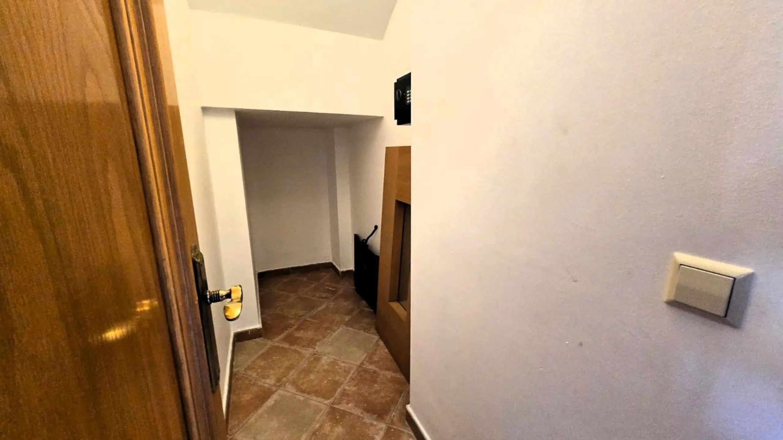 House - Townhouse в продаже в Mijas, Málaga. В доме 4 спален и 5 ванных комнат. Площадь дома 272 м²