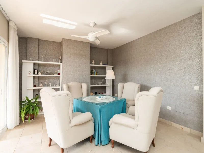 Located in the rolling hills of Mijas Costa, in the upper part of Riviera del Sol, this large villa offers the perfect balance of space, comfort, and convenience for family living. Positioned beside Cala Nova and right next to the exciting new One Bali Vi