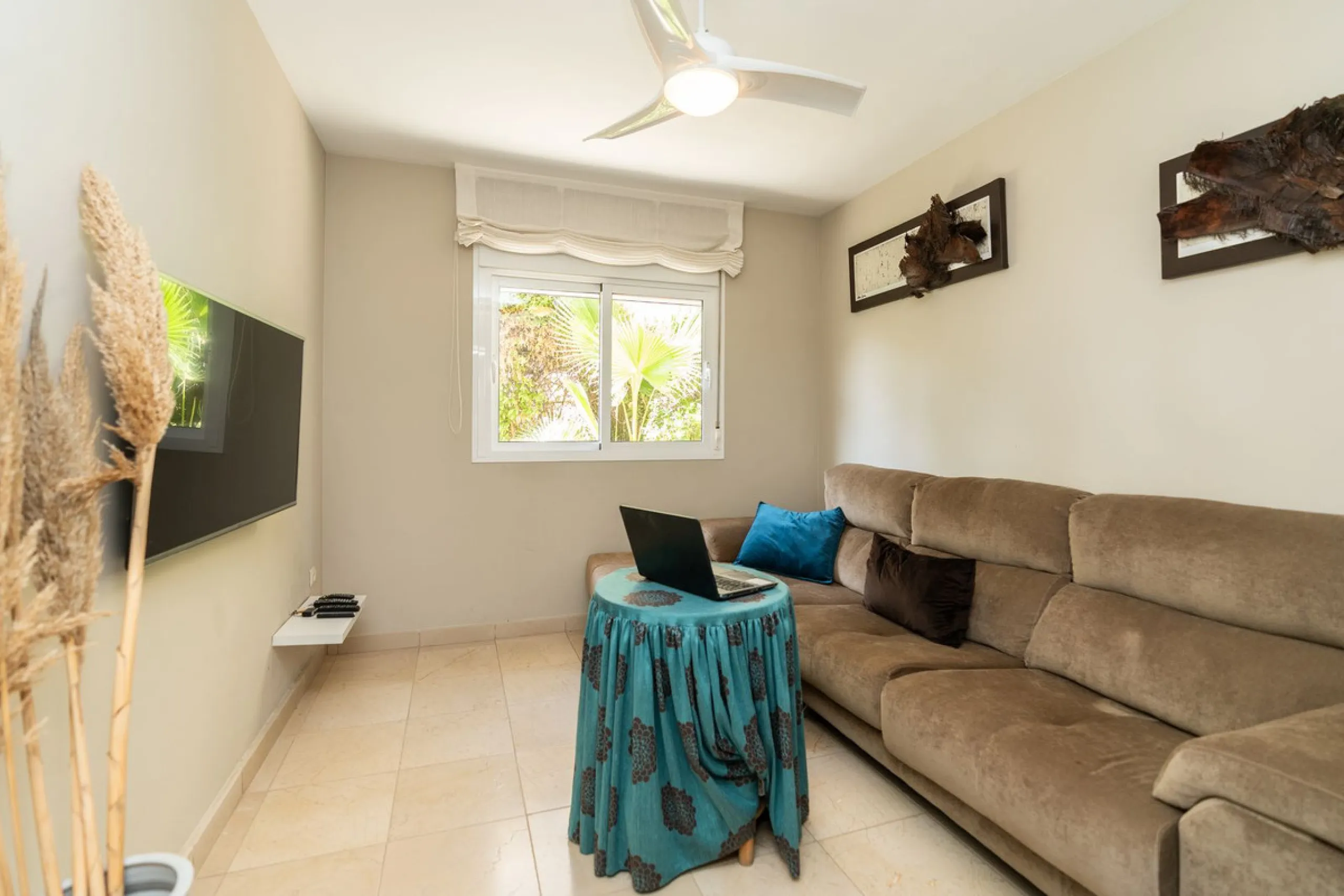 Located in the rolling hills of Mijas Costa, in the upper part of Riviera del Sol, this large villa offers the perfect balance of space, comfort, and convenience for family living. Positioned beside Cala Nova and right next to the exciting new One Bali Vi