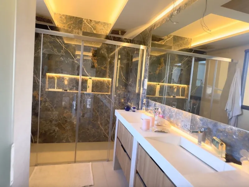 This exceptional triplex penthouse stands out as one of the most unique and meticulously designed properties in the Selwo area of Estepona. Its current owners, **renowned interior designers**, carried out a complete **bespoke, full-scale renovation**, ori