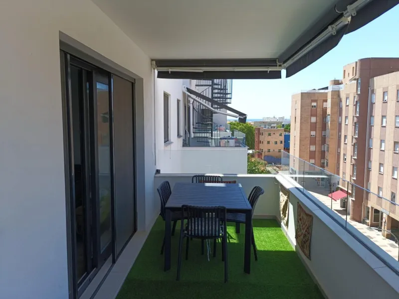 Attractive 4-Bedroom Duplex Penthouse in Estepona City – Stunning Sea and Mountain Views with Luxury Amenities!