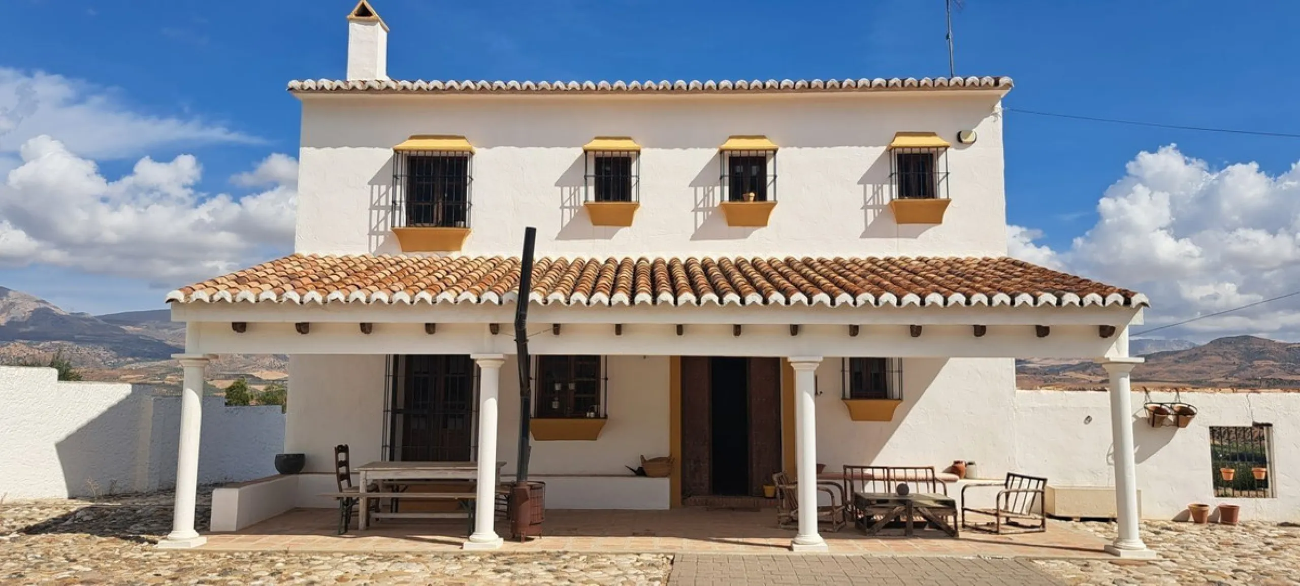 Classic Hacienda in Alora: