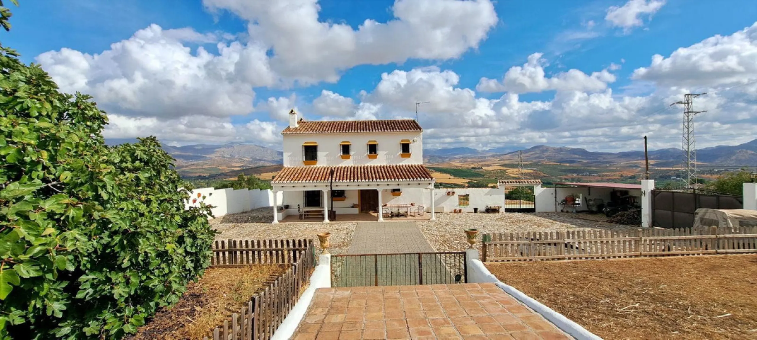 Classic Hacienda in Alora: