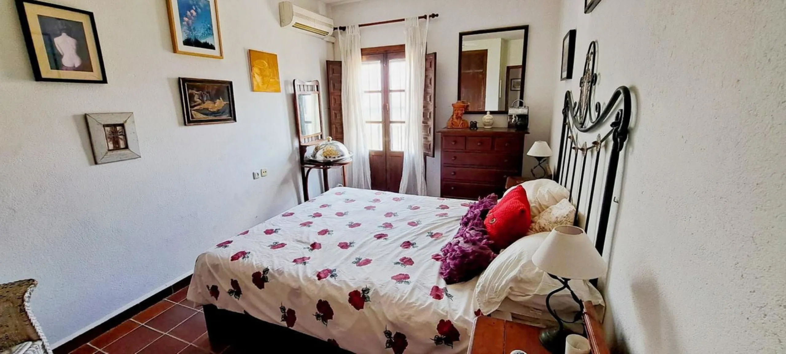 Classic Hacienda in Alora: