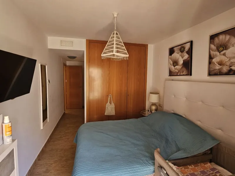 Bright Top-Floor Apartment in the Heart of Modern Estepona – Fully Furnished with Terrace and AC!