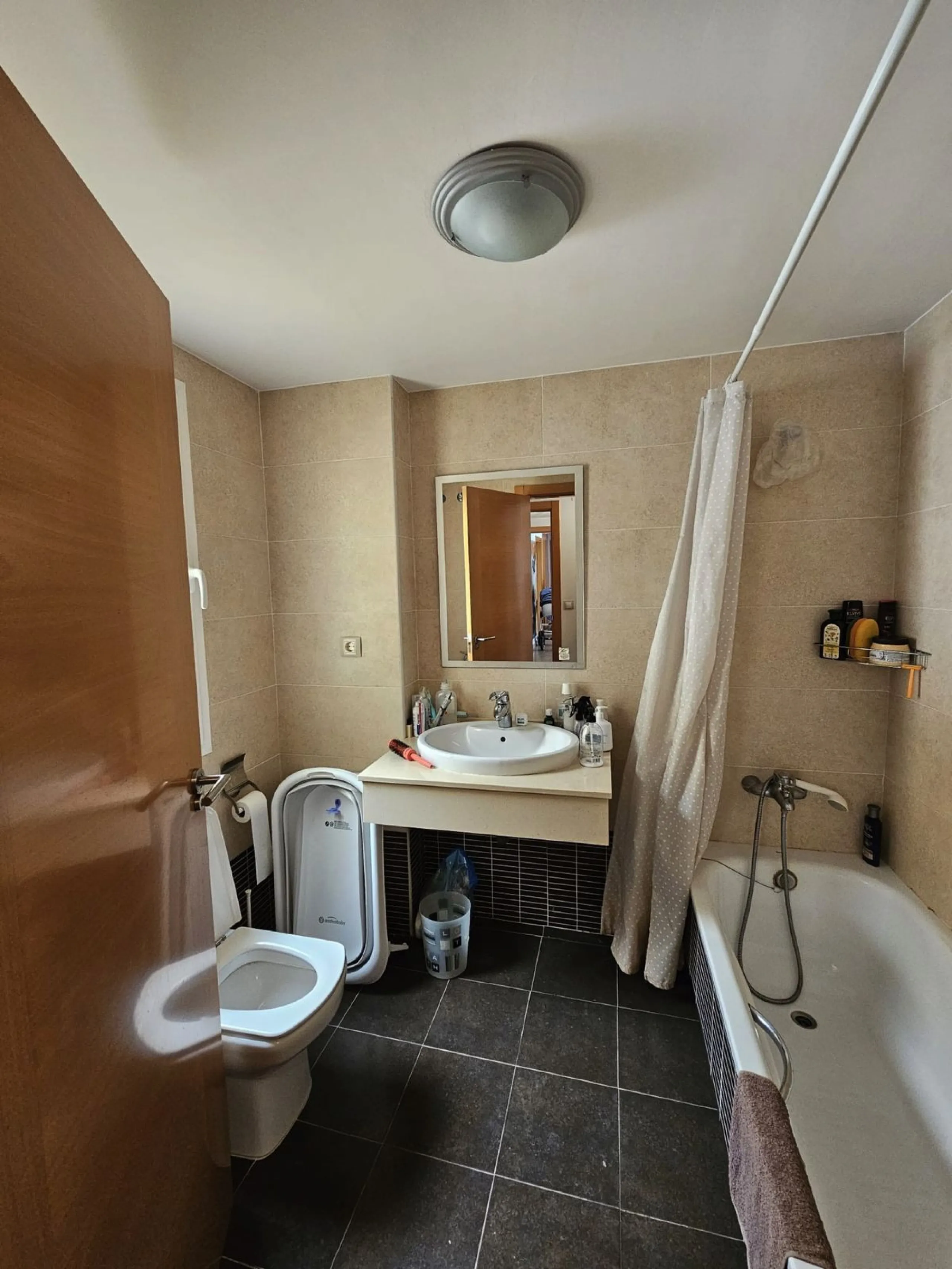 Bright Top-Floor Apartment in the Heart of Modern Estepona – Fully Furnished with Terrace and AC!
