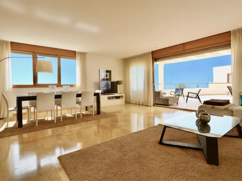 Apartment - Penthouse в продаже в Marbella, Málaga. В доме 3 спален и 3 ванных комнат. Площадь дома 186 м². Площадь участка 43 м²