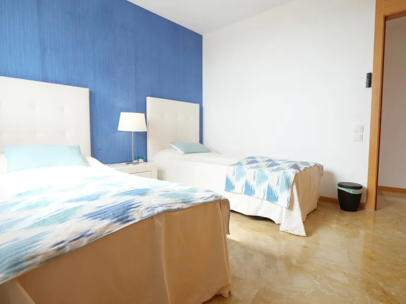 Apartment - Penthouse в продаже в Marbella, Málaga. В доме 3 спален и 3 ванных комнат. Площадь дома 186 м². Площадь участка 43 м²