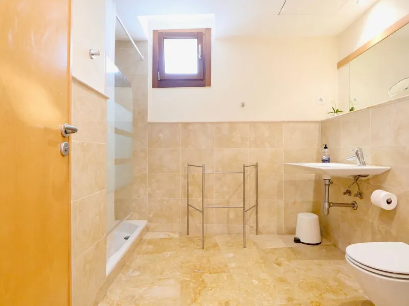 Apartment - Penthouse в продаже в Marbella, Málaga. В доме 3 спален и 3 ванных комнат. Площадь дома 186 м². Площадь участка 43 м²