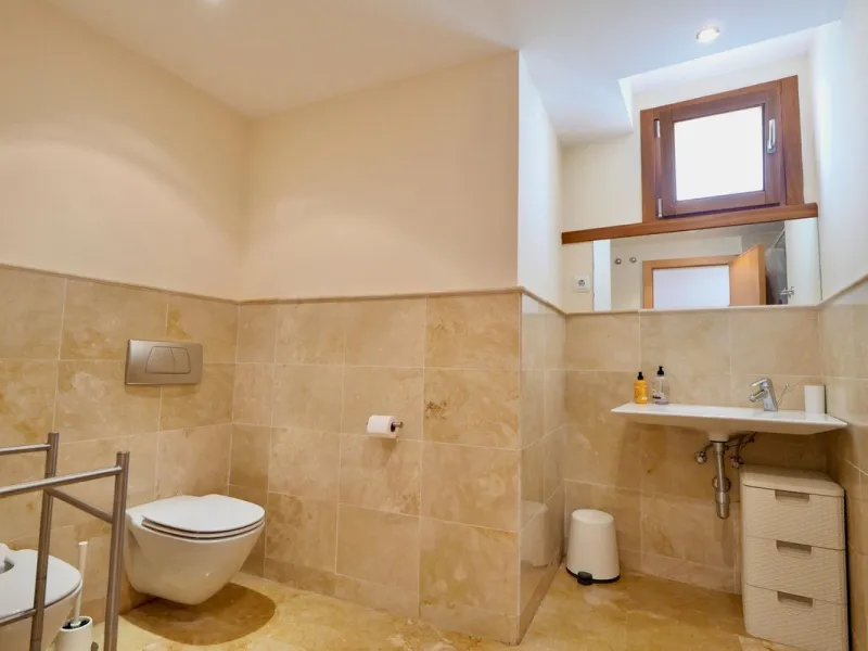 Apartment - Penthouse в продаже в Marbella, Málaga. В доме 3 спален и 3 ванных комнат. Площадь дома 186 м². Площадь участка 43 м²