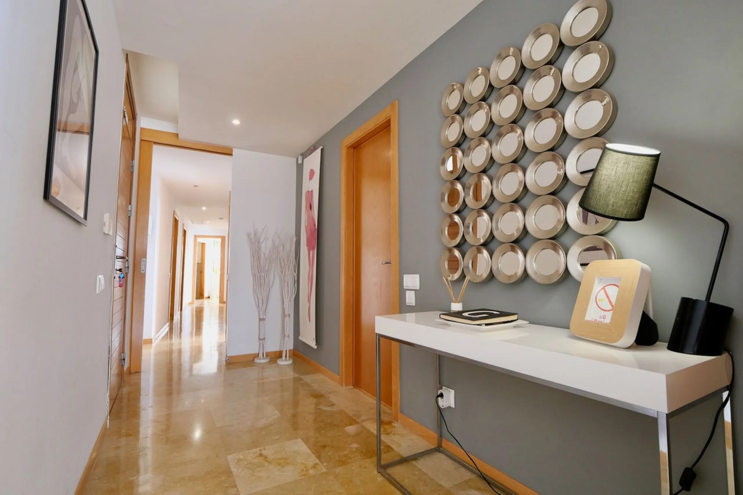 Apartment - Penthouse в продаже в Marbella, Málaga. В доме 3 спален и 3 ванных комнат. Площадь дома 186 м². Площадь участка 43 м²