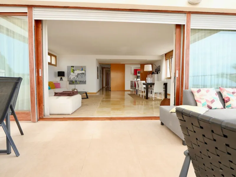 Apartment - Penthouse в продаже в Marbella, Málaga. В доме 3 спален и 3 ванных комнат. Площадь дома 186 м². Площадь участка 43 м²