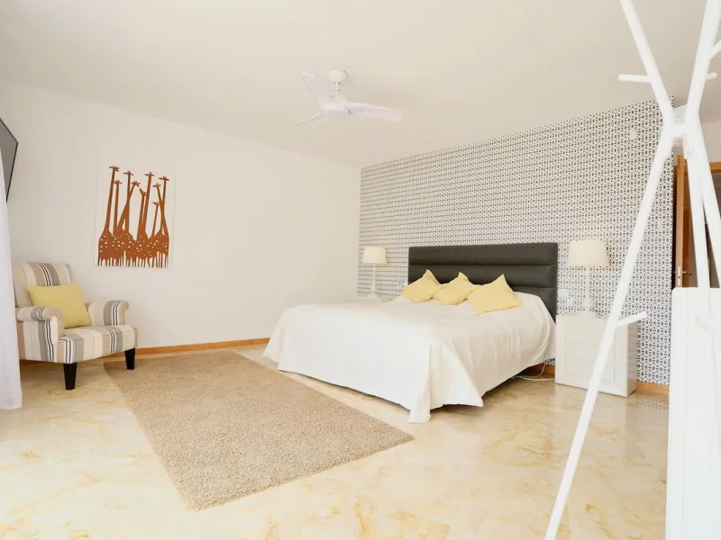 Apartment - Penthouse в продаже в Marbella, Málaga. В доме 3 спален и 3 ванных комнат. Площадь дома 186 м². Площадь участка 43 м²