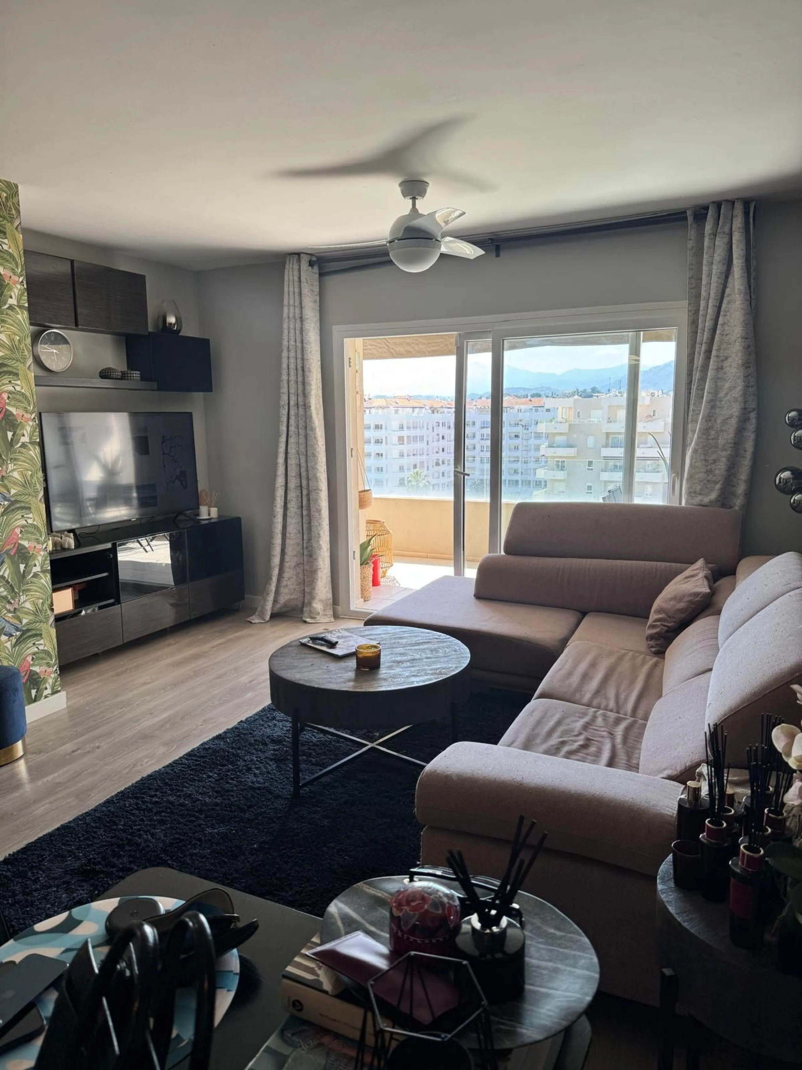 Beautiful apartment For Sale in Albatros! with amazing sea views!