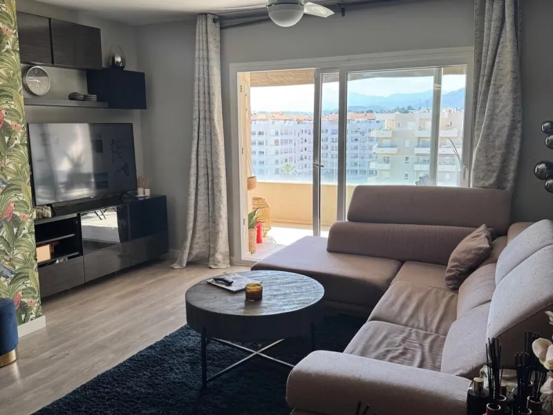 Beautiful apartment For Sale in Albatros! with amazing sea views!