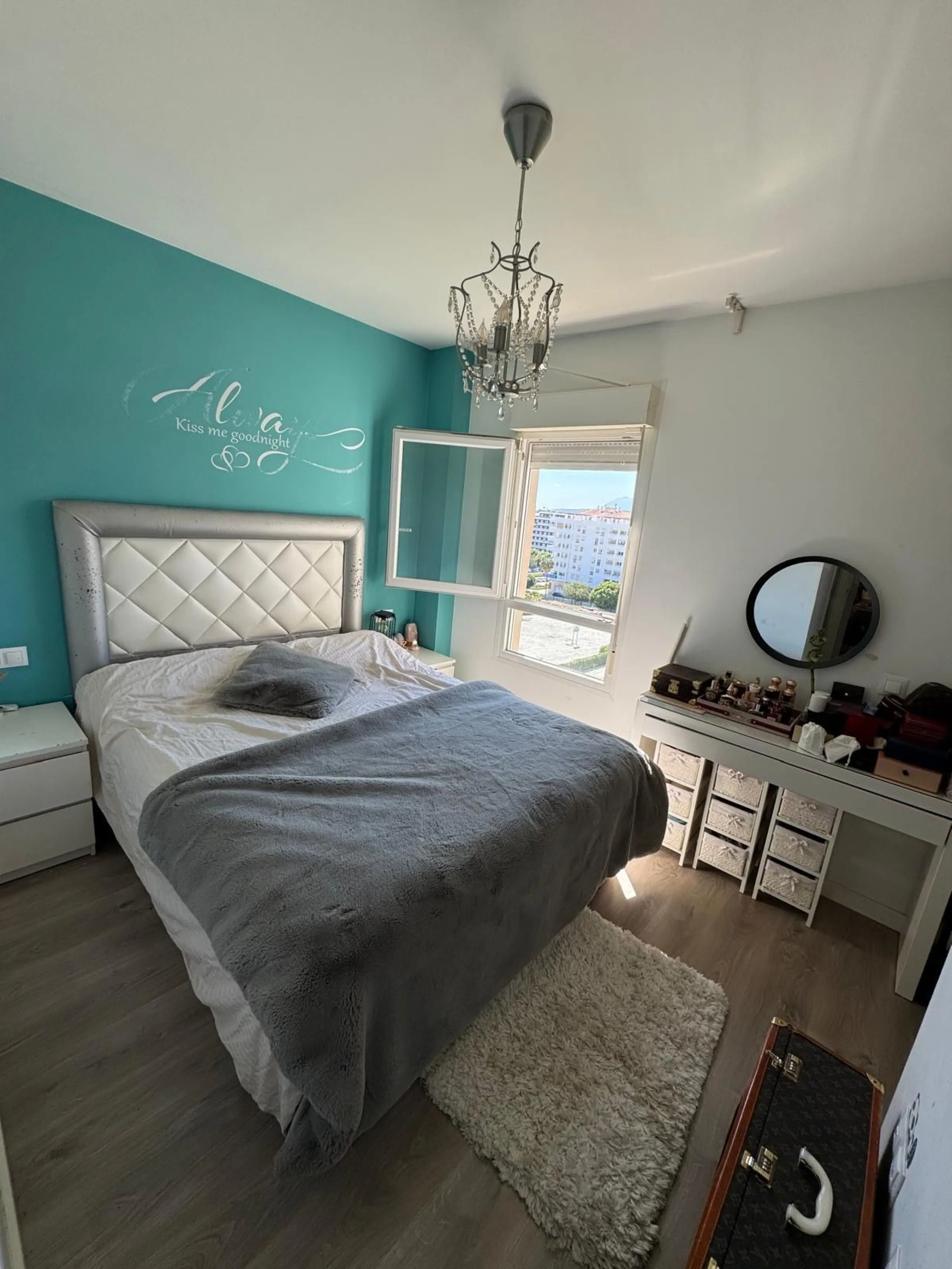 Beautiful apartment For Sale in Albatros! with amazing sea views!