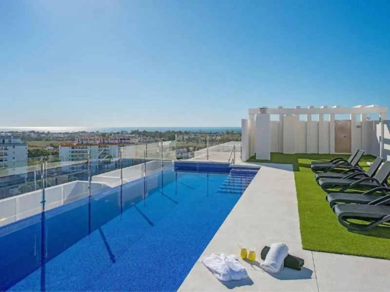 Beautiful apartment For Sale in Albatros! with amazing sea views!