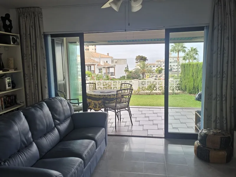 Ground floor garden apartment. Located on Calle Sirius in Riviera (lower part).