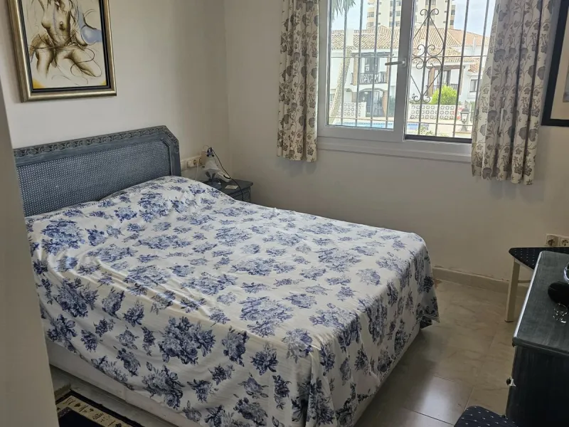 Ground floor garden apartment. Located on Calle Sirius in Riviera (lower part).