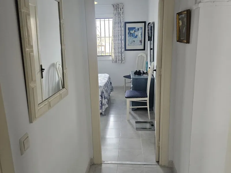 Ground floor garden apartment. Located on Calle Sirius in Riviera (lower part).