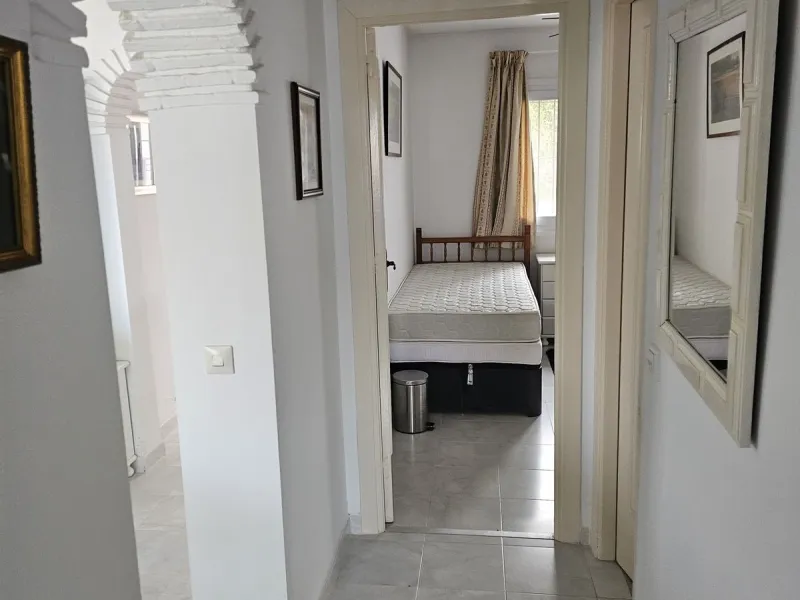 Ground floor garden apartment. Located on Calle Sirius in Riviera (lower part).