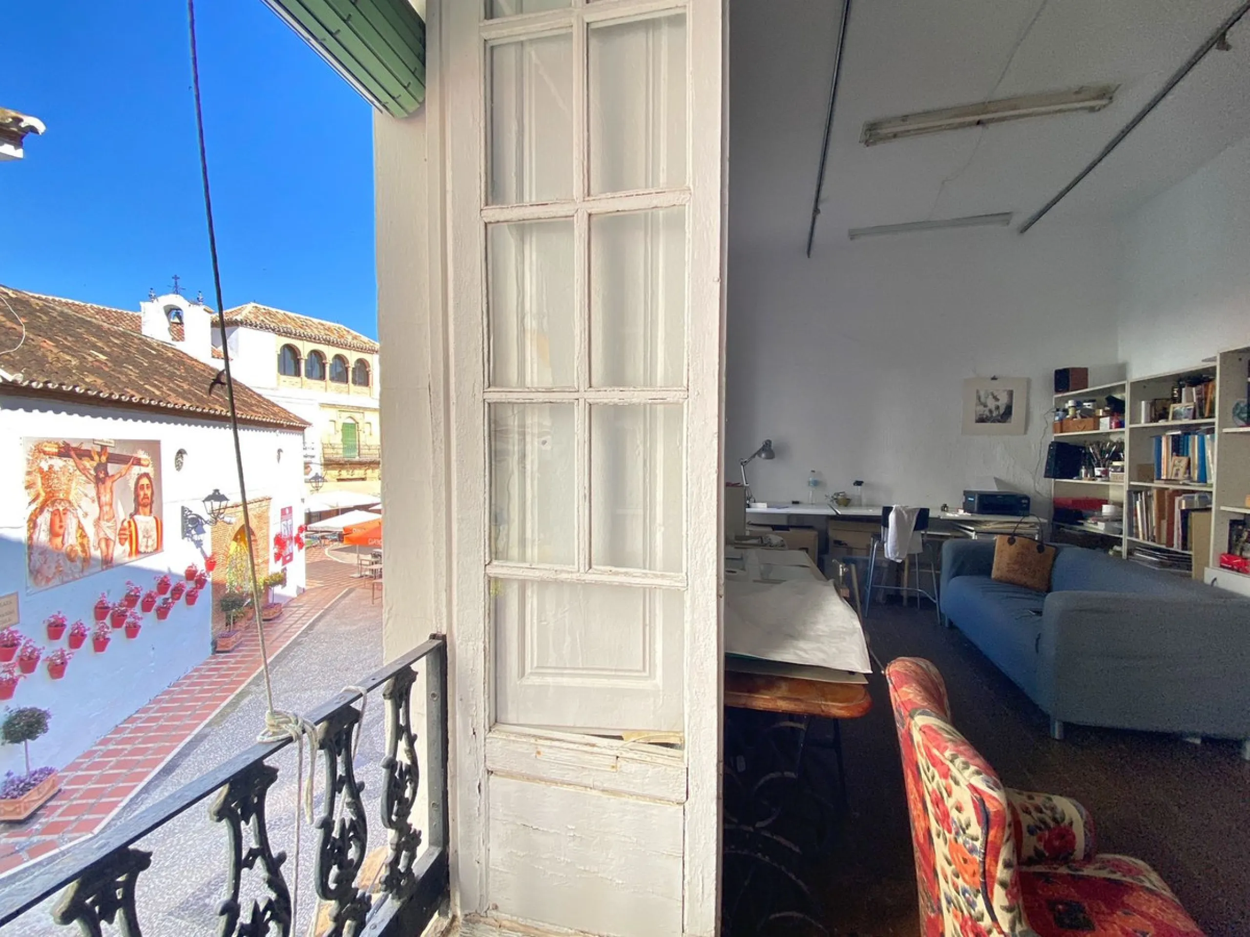 An iconic building in Marbella's old town, located in the heart of Plaza de los Naranjos.