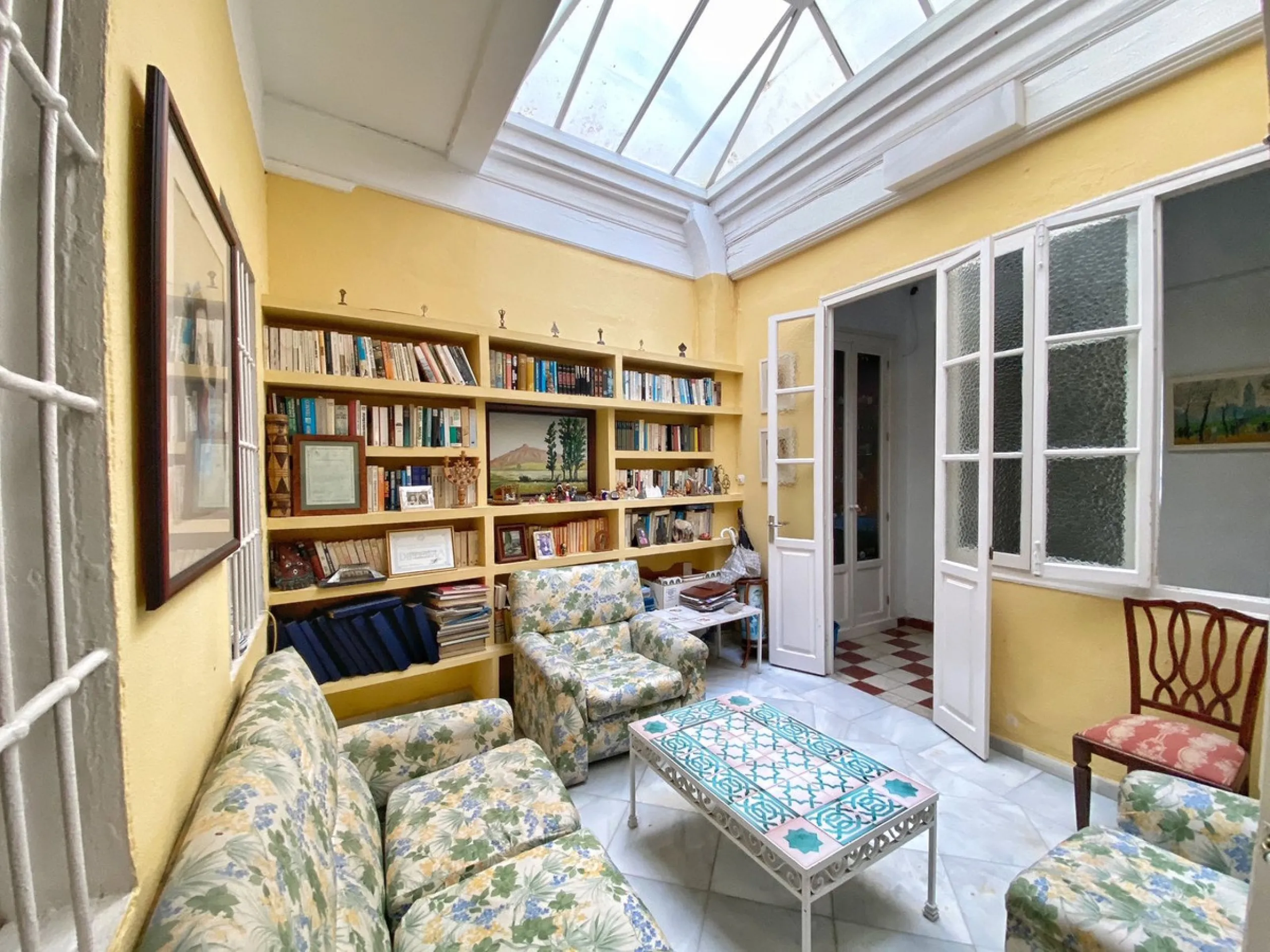 An iconic building in Marbella's old town, located in the heart of Plaza de los Naranjos.