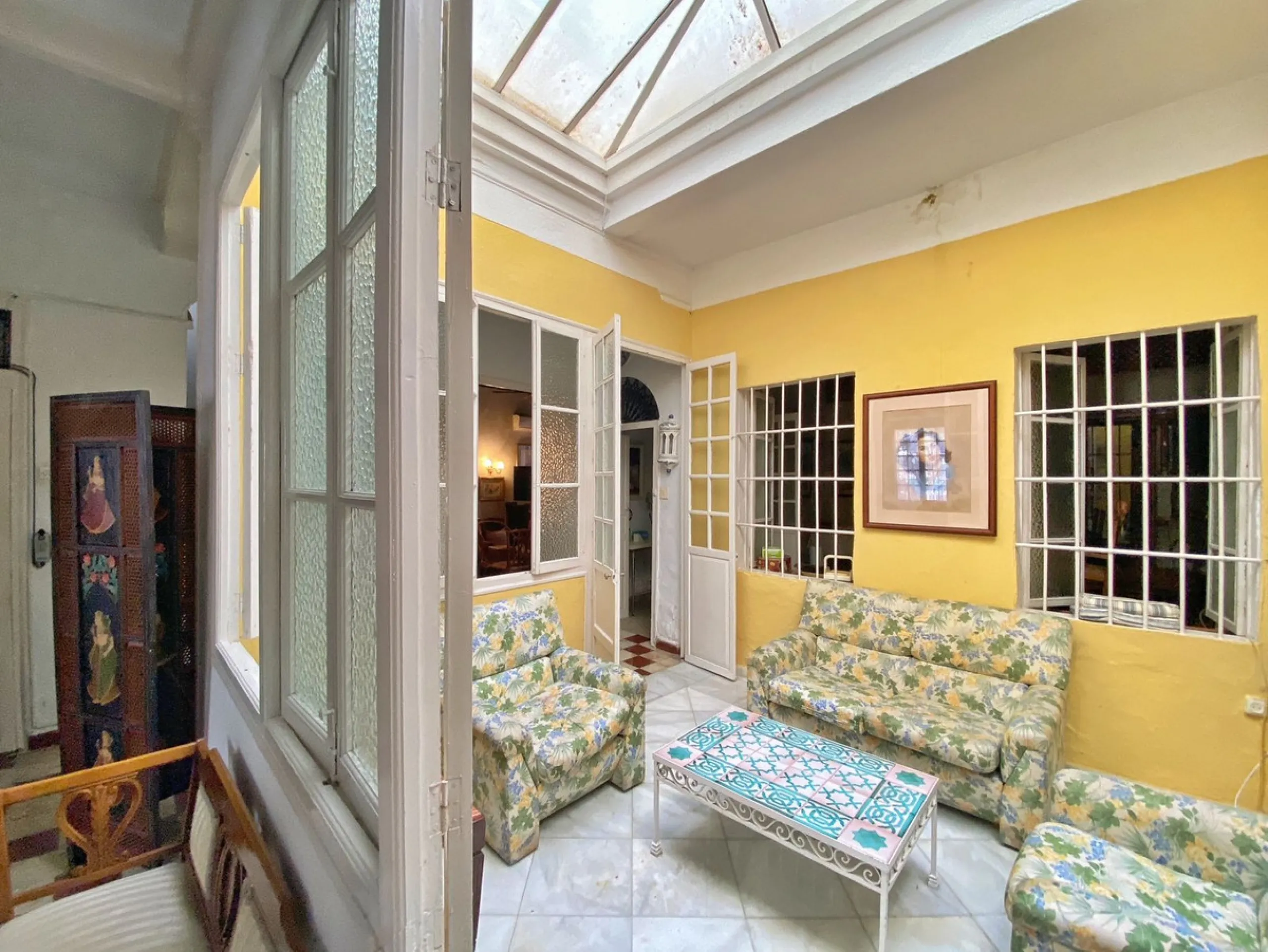 An iconic building in Marbella's old town, located in the heart of Plaza de los Naranjos.