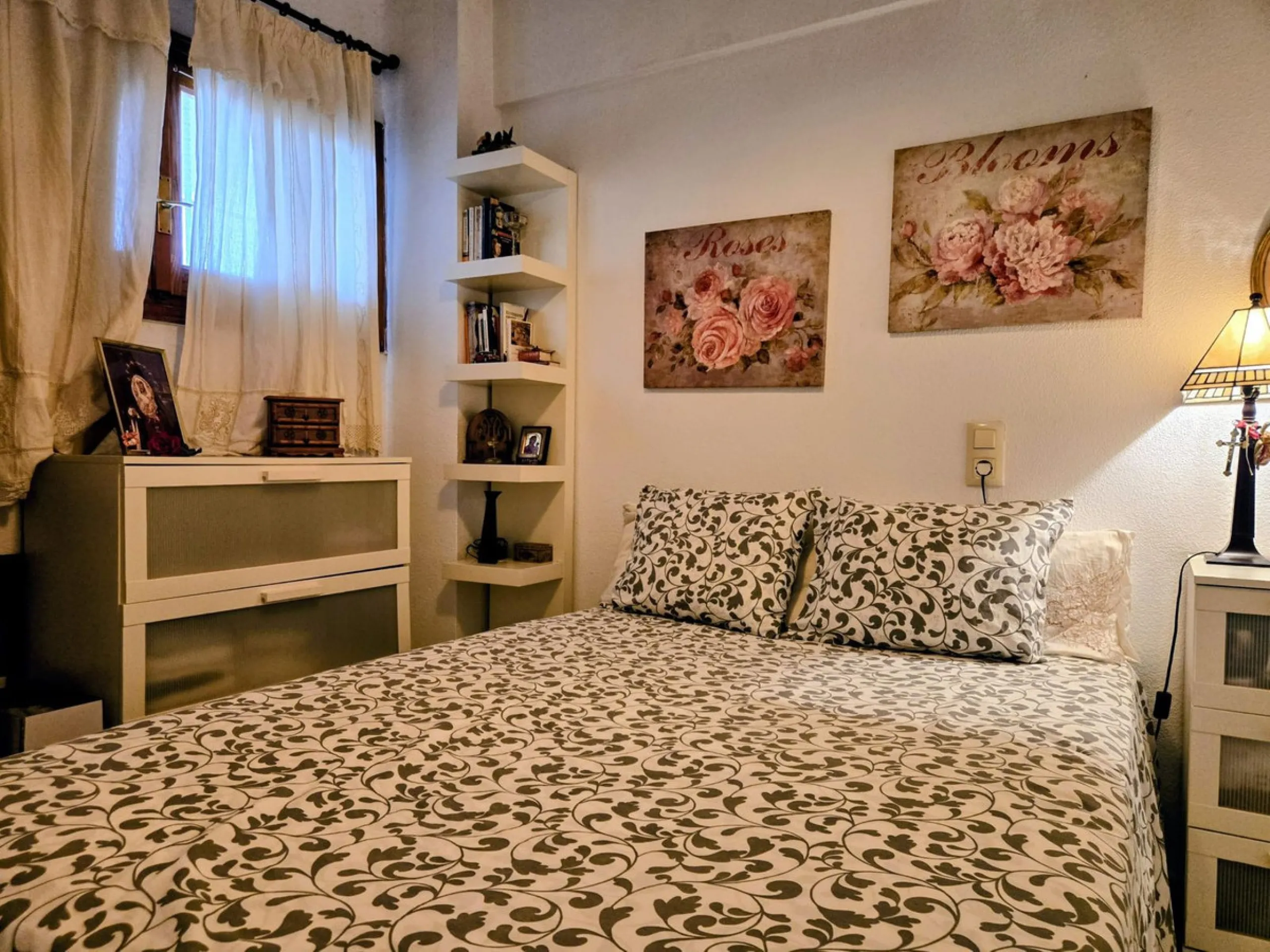 Bright One-Bed Apartment with Terrace in Edificio Libra, Montemar/La Carihuela