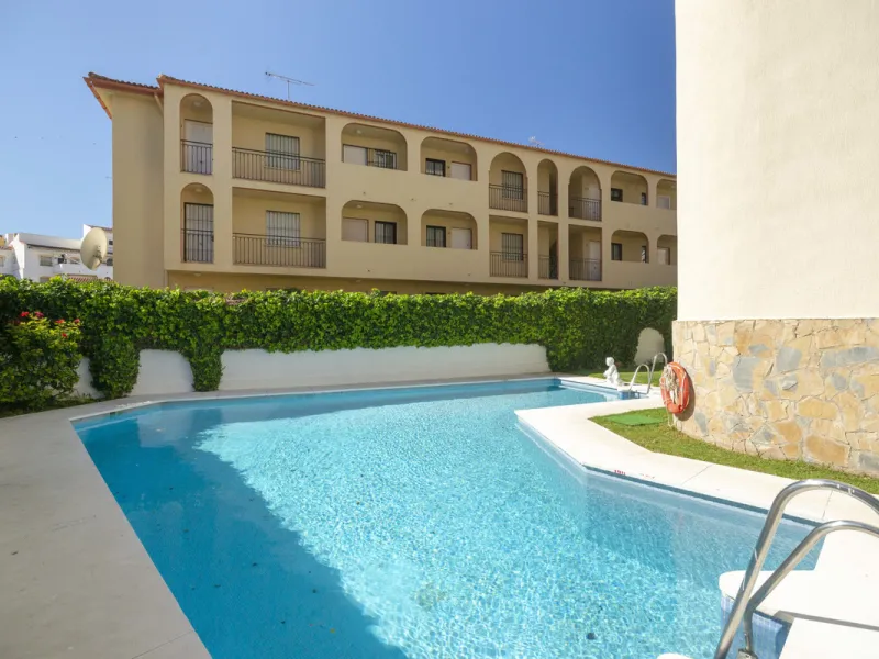 Bright One-Bed Apartment with Terrace in Edificio Libra, Montemar/La Carihuela