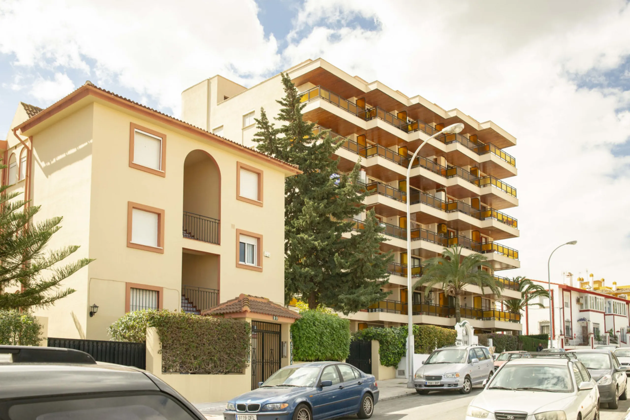 Bright One-Bed Apartment with Terrace in Edificio Libra, Montemar/La Carihuela