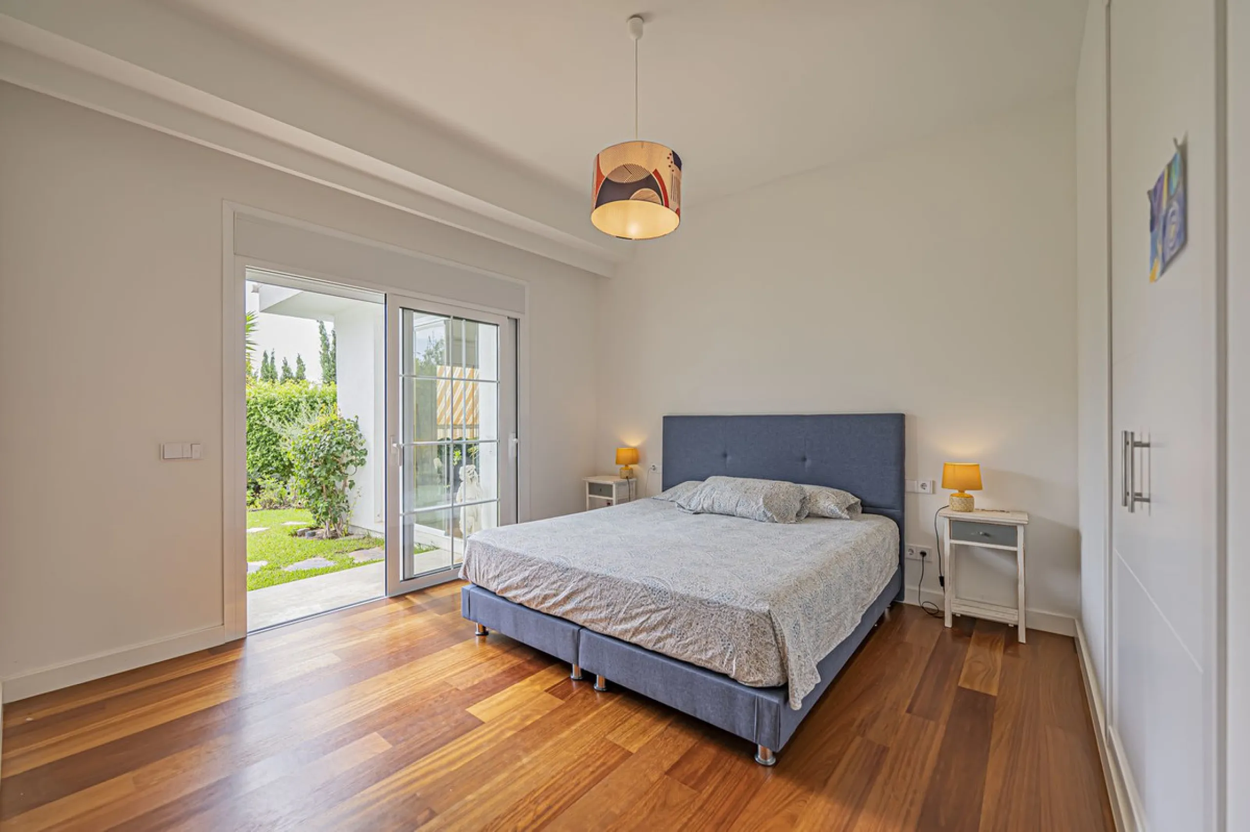 VILLA WITH LARGE PLOT NEXT TO EL PARAÍSO GOLF