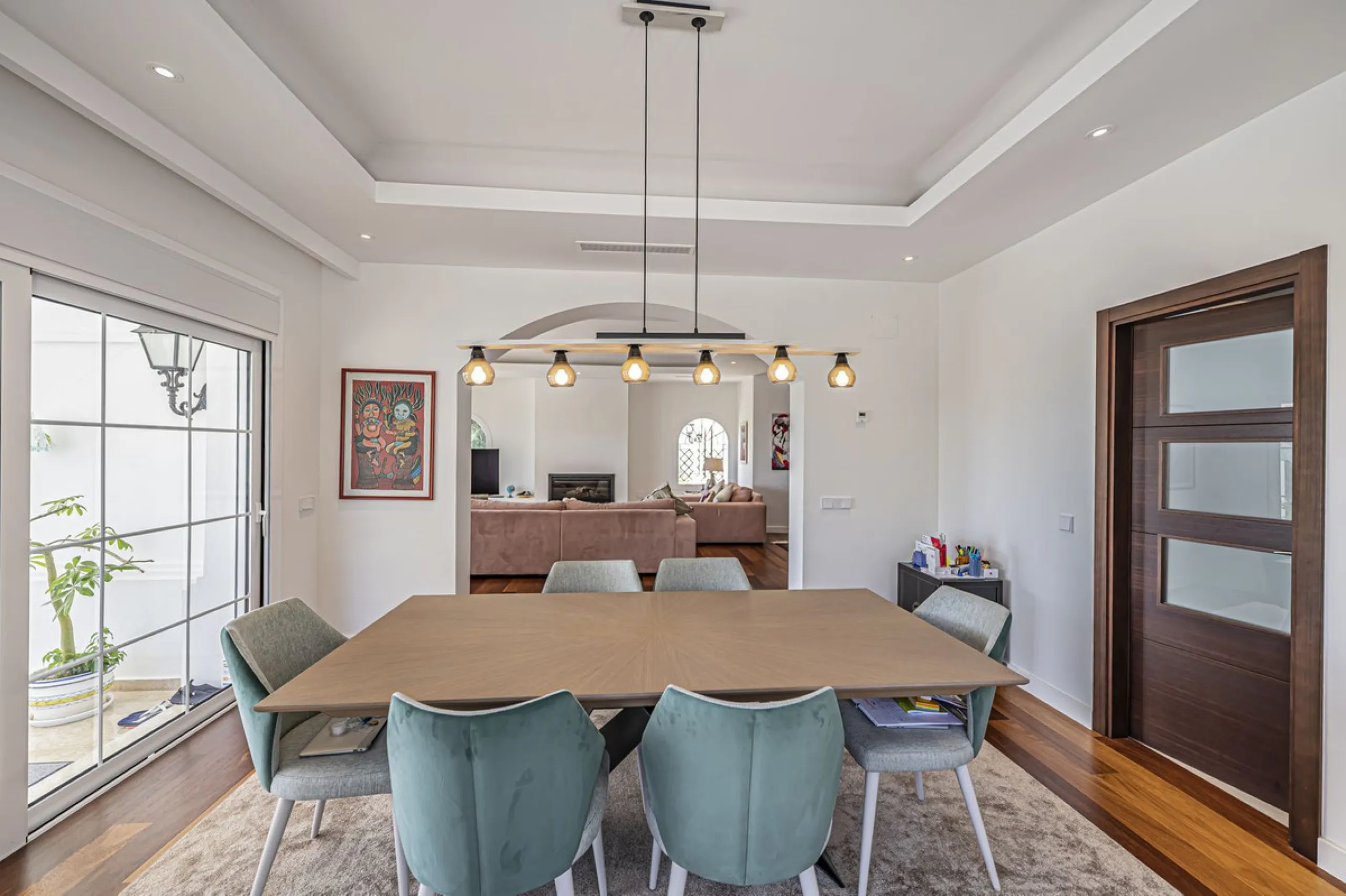 VILLA WITH LARGE PLOT NEXT TO EL PARAÍSO GOLF