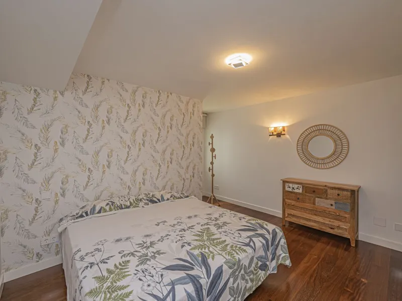 VILLA WITH LARGE PLOT NEXT TO EL PARAÍSO GOLF