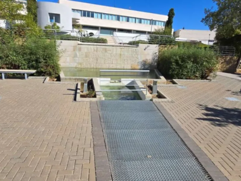 Apartment - Middle Floor Apartment в продаже в Mijas, Málaga. В доме 1 спален и 1 ванных комнат. Площадь дома 120 м²